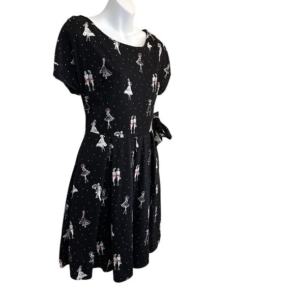 Heroines Paris vintage-inspired fit and flare dress Size 12 novelty debutant - Picture 2 of 4